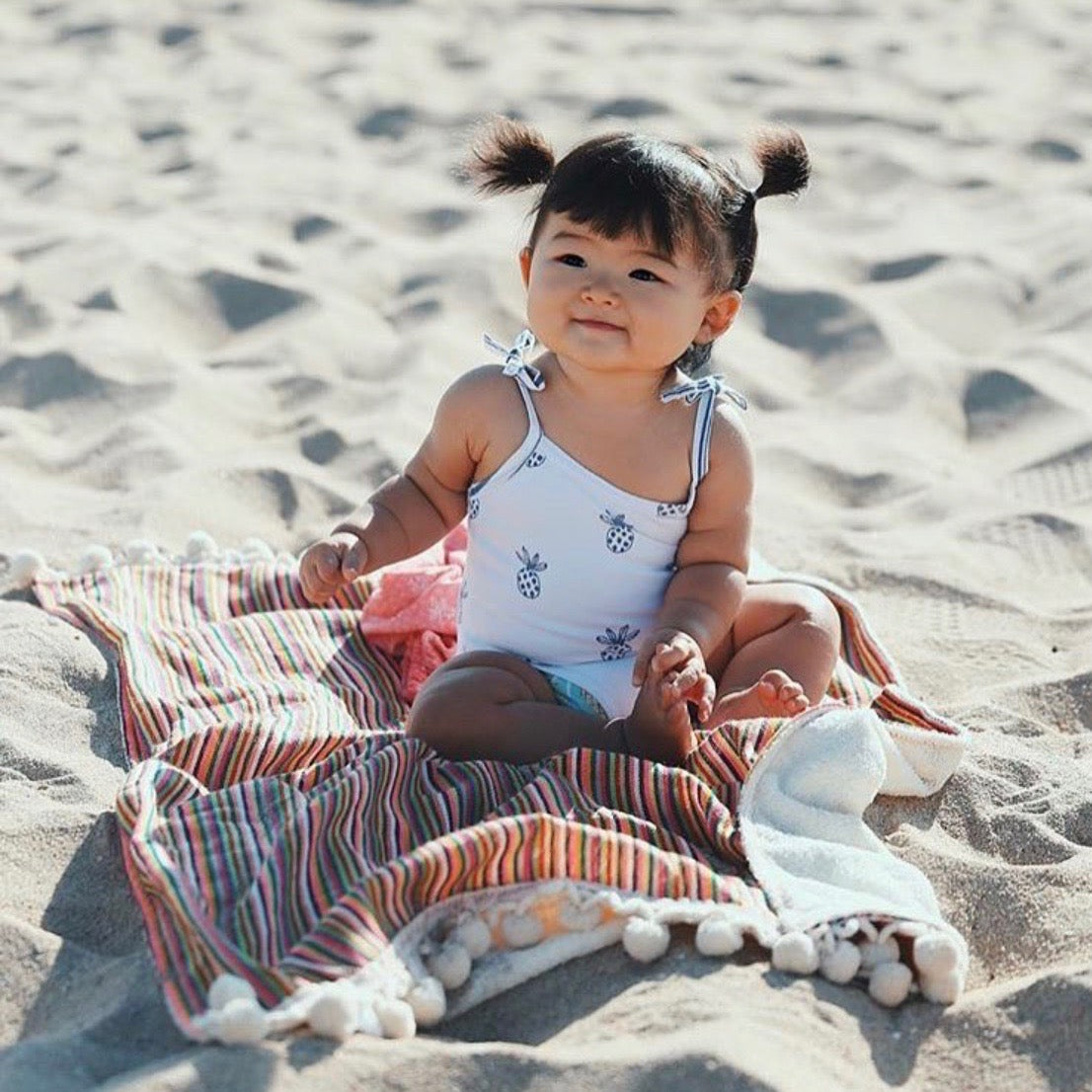 Pom Pom Beach Towel Jungle Born by the Shore